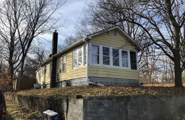 313 Battle Creek Ave - 313 Battle Creek Avenue, Battle Creek, MI 49015
