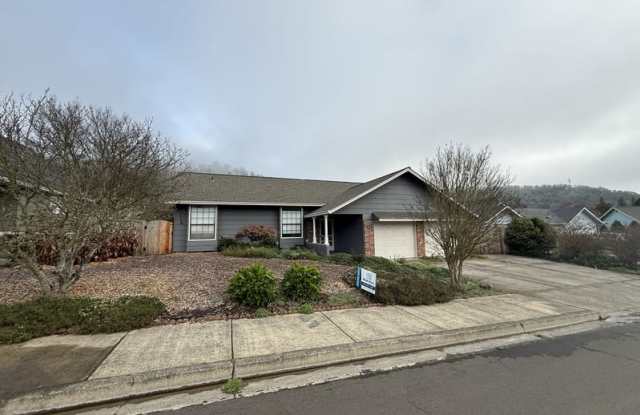 2240 NW Cabrillo Ct photos photos