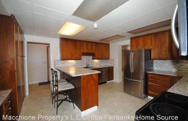 2252 Yankovich Rd. - 2252 Yankovich Road, College, AK 99709