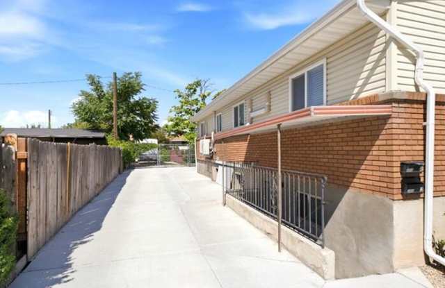 3490 South Park Meadows Circle Gallery 2
