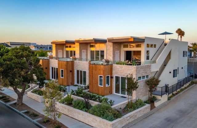 3901 Haines St. Gallery 2