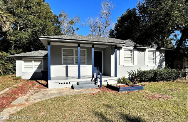 845 GARDENIA LN - 845 Gardenia Lane, Jacksonville, FL 32208