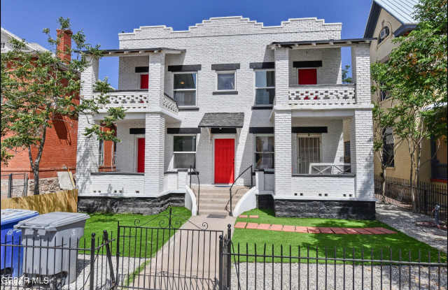 615 Arizona Avenue unit: 4 photos photos
