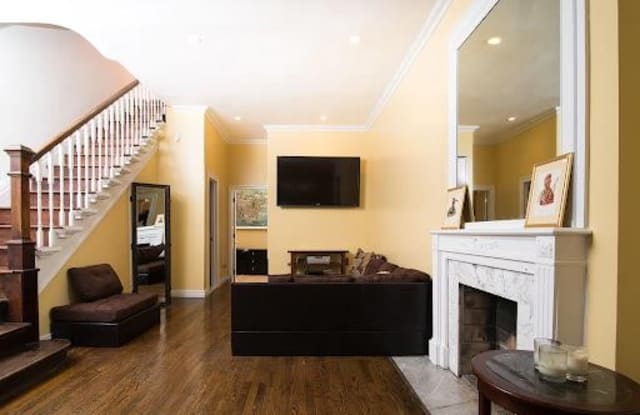 224 E 83rd Street - 224 East 83rd Street, New York City, NY 10028
