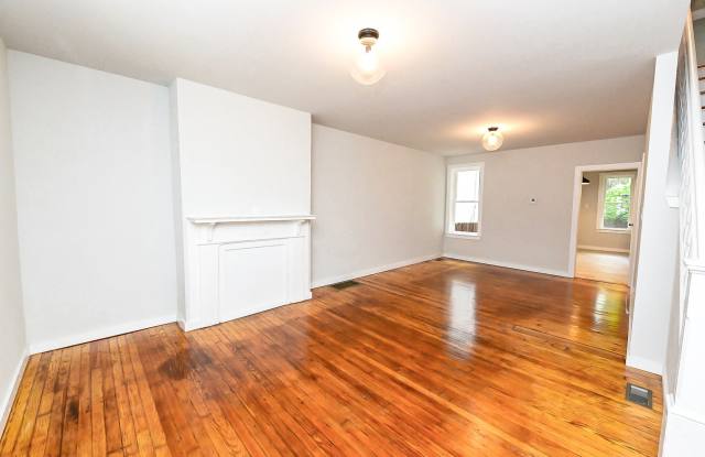 New to Market Bright and Clean West Philly Home, Pet Friendly with Porch and Yard - 1330 South Lindenwood Street, Philadelphia, PA 19143