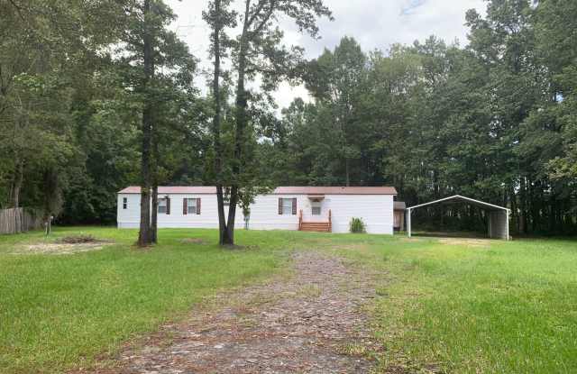 Close to the City with Country Living - 6509 Pitts Road, Jacksonville, FL 32219