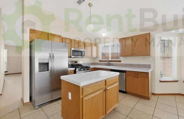 ***MAY SPECIAL!! $500 OFF YOUR 2ND MONTH'S RENT!*** photos photos ***MAY SPECIAL!! $500 OFF YOUR 2ND MONTH'S RENT!*** photos photos