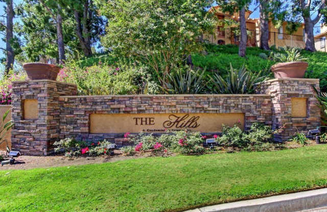 Beautiful Secluded Condo- All Appliances- Pets Welcome- Water/Trash Included In Rent - 5480 Copper Canyon Road, Yorba Linda, CA 92887