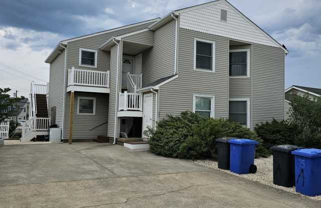 20 Amy Drive - 20 Amy Drive, Beach Haven West, NJ 08050