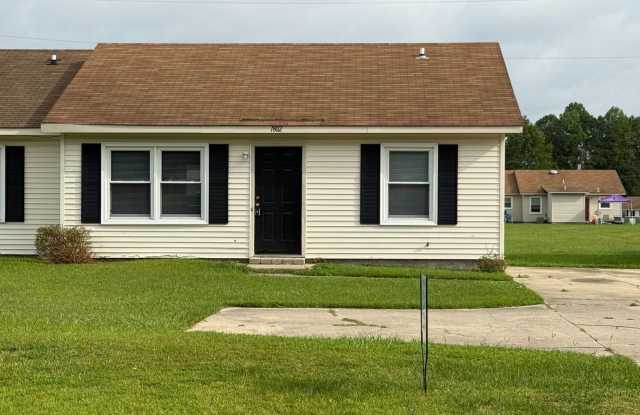 2 Bedroom, 1 Bath Duplex photos photos
