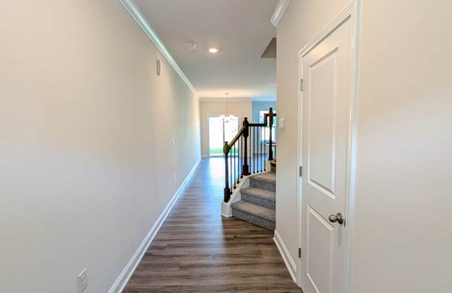 Hendersonville Townhouse Rental! Gallery 3