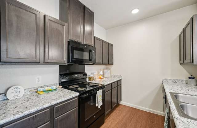 Culebra Creek - Affordable Housing Gallery 3