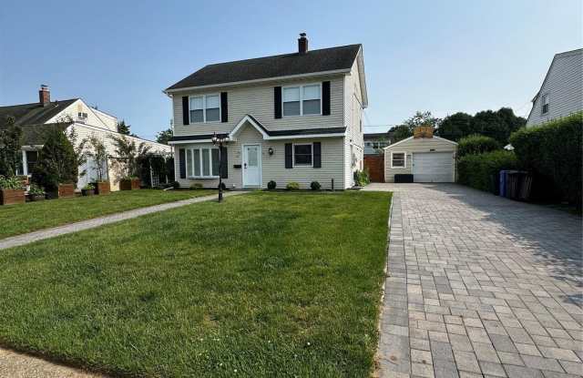 12 Green Lane photos photos