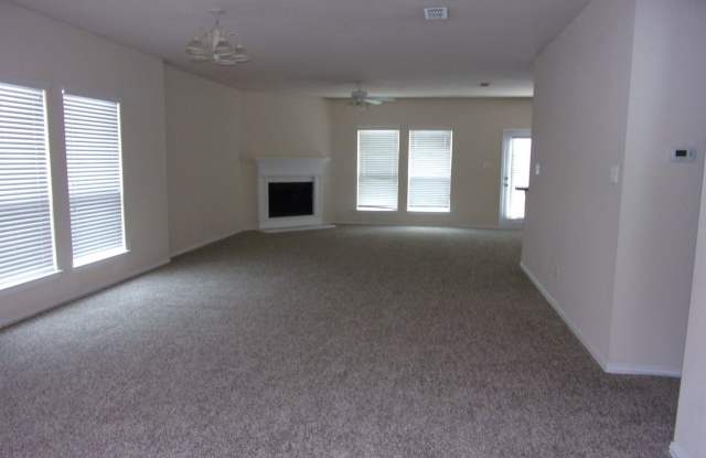 4304 Windmill Hill Circle Gallery 3