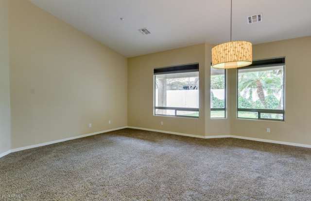 7457 E GLENN MOORE Road Gallery 4