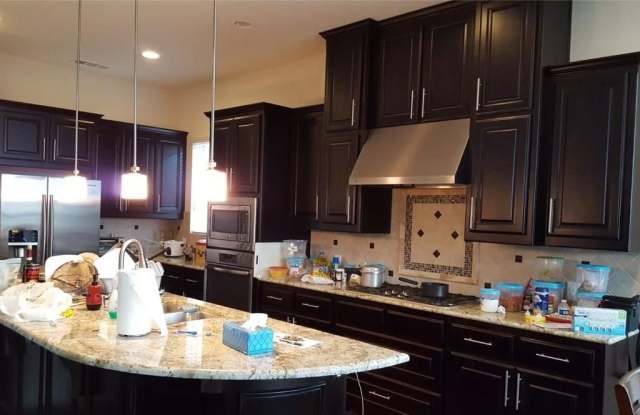 7220 Ridgepoint Drive Gallery 3