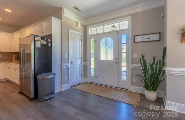 20345 Harroway Drive Gallery 4