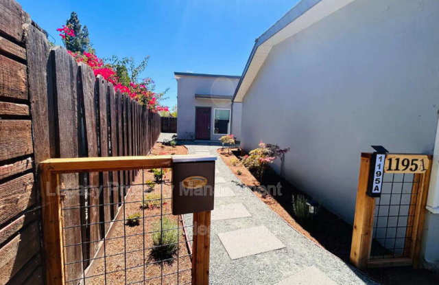 1195 Heather Ct Gallery 2