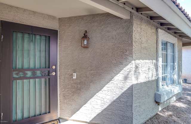2290 W GAIL Drive Gallery 3