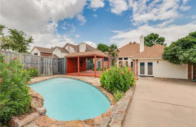 7125 Northpointe Drive Gallery 4