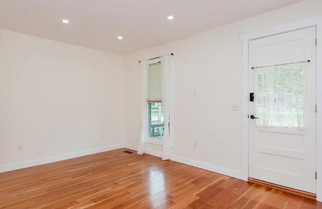 312 Park Dr Gallery 2