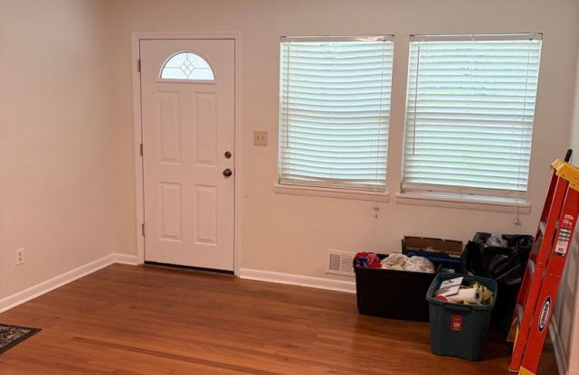 Charming Renovated 3-Bedroom Brick Home Gallery 4