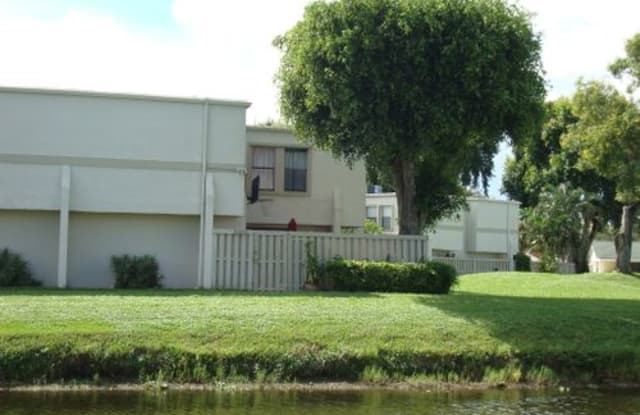 1582 Shaker Circle - 1582 Shaker Circle, Wellington, FL 33414