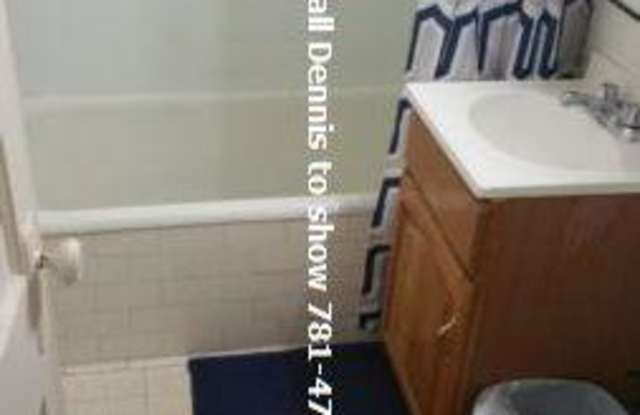 1649 Commonwealth Avenue Gallery 3