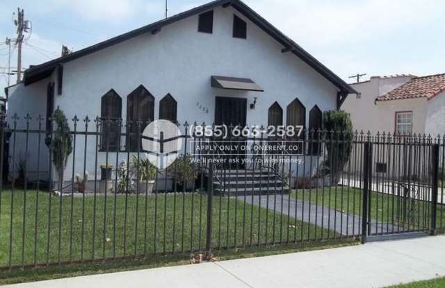 2228 South Mansfield Avenue - 2228 South Mansfield Avenue, Los Angeles, CA 90016