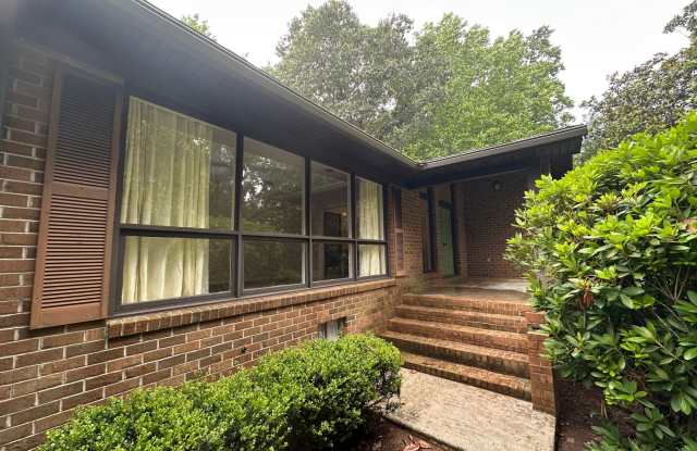 Private, Spacious, Well Maintained 3 Bedroom Home For Rent photos photos