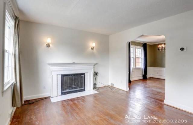 5425 Blair Road NE Gallery 4