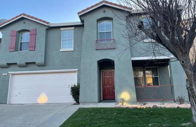 LARGE TWO STORY HOME IN ROCKLIN WITH 4 BEDROOM PLUS DEN & BONUS ROOM photos photos