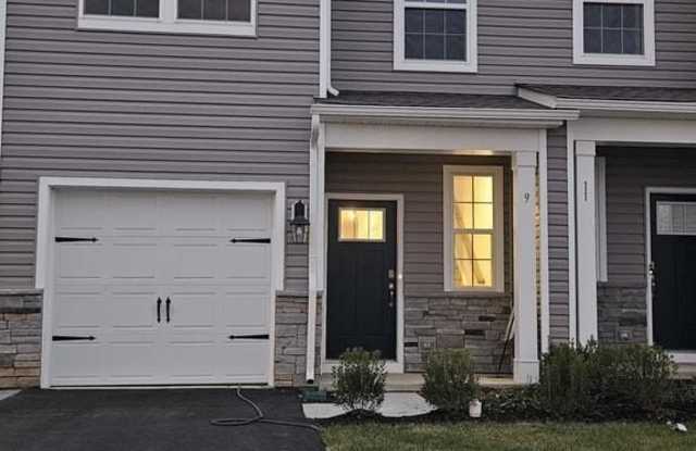 9 ELLIOT LANE - 9 Elliot Lane, Burlington County, NJ 08060