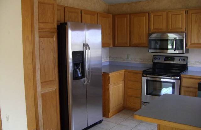 15852  Garrett Path - 15852 Garrett Path, Apple Valley, MN 55124