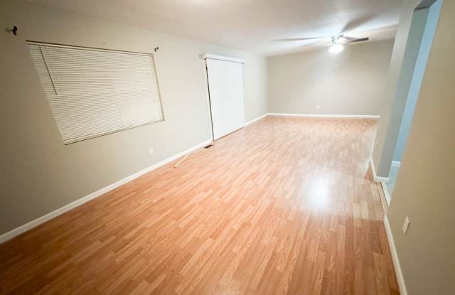 516 Goldensand Lane Gallery 2