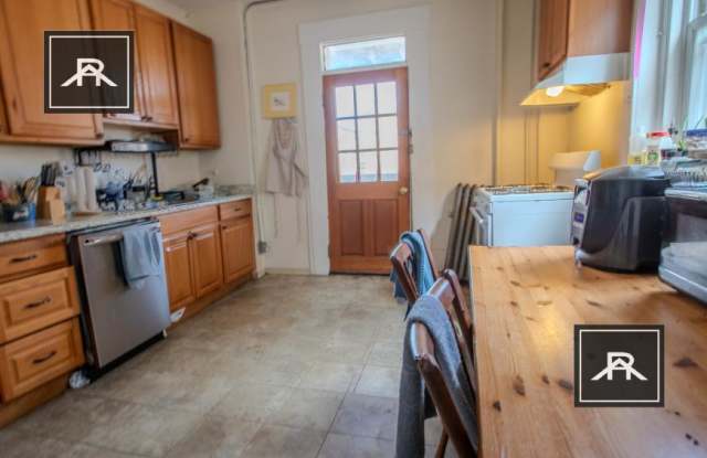 10 Royce Rd. photos photos