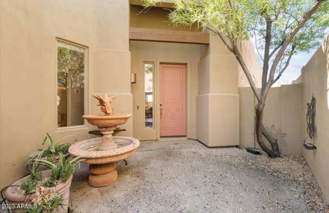 9670 E CHUCKWAGON Lane Gallery 2