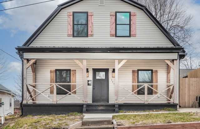 111 E Main St photos photos