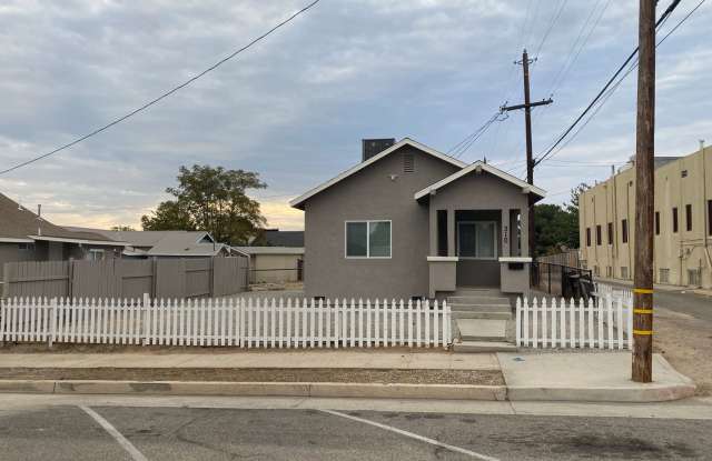 310 7th St -- West Valley Real Estate Gallery 1