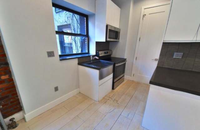 438 W 52ND ST. photos photos