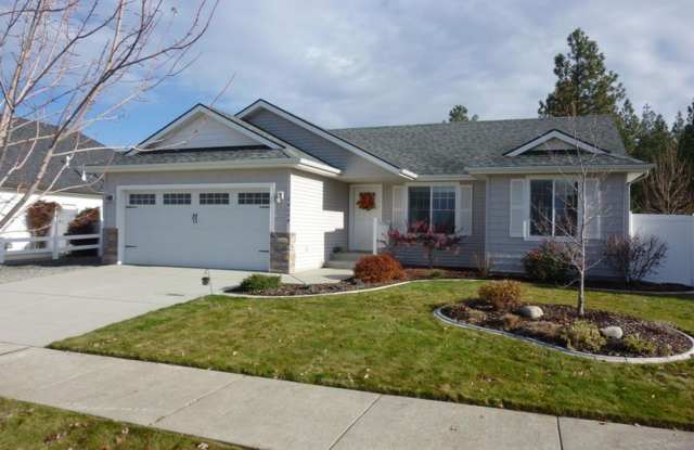 Great Hayden Location! Gallery 4