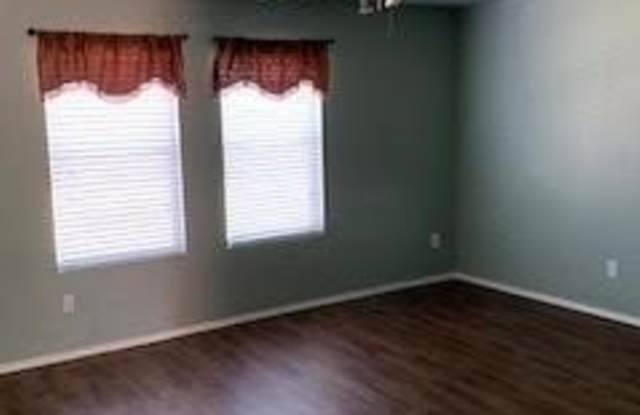 2712 Redwood Street Gallery 4