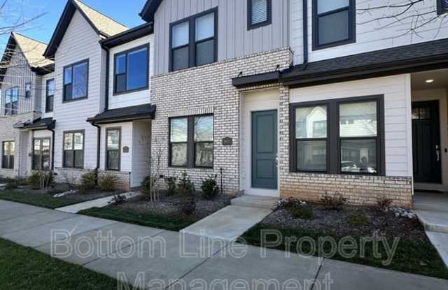 5915 Ardrey Kell Rd Gallery 1