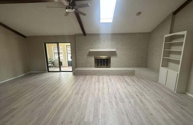 3302 Southland Boulevard Gallery 4