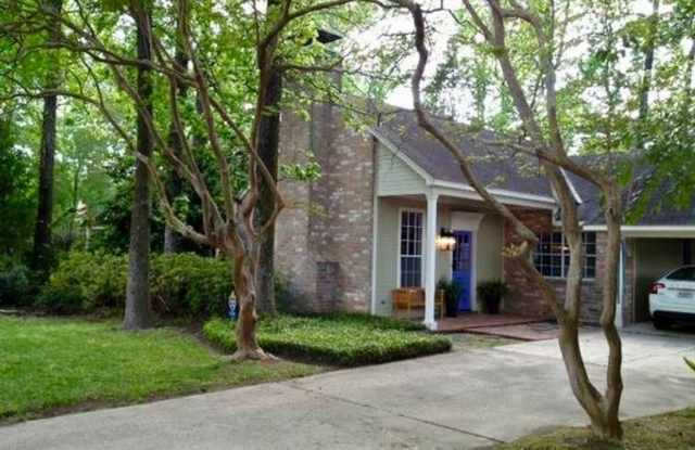 1640 Cobblestone Court - 1640 Cobblestone Court, Baton Rouge, LA 70806