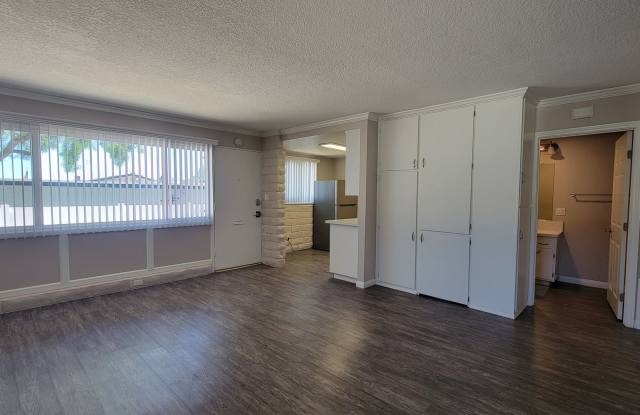 The Pines Apartments Gallery 3