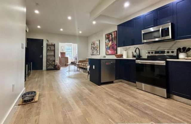 643 Knickerbocker Ave - 643 Knickerbocker Avenue, Brooklyn, NY 11221