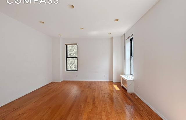160 Prince Street Gallery 2