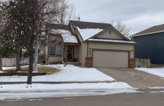 215 Strasburg Dr - 215 Strasburg Drive, Fort Collins, CO 80525