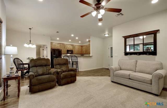 2251 Hazelwood Gallery 2